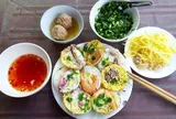 9 món bánh nổi tiếng ở Khánh Hòa, thích hợp ăn tại chỗ, du khách thích thú tìm quán thưởng thức