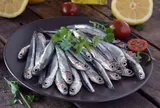 Loại cá nhỏ bé, ít ngậm hóa chất lại giàu canxi gấp 25 lần cá hồi, chợ Việt bán đầy với giá từ 45.000 đồng/kg