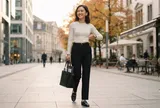 Áo thun dài tay mùa thu: 5 cách phối đồ đơn giản giúp chị em mặc đẹp, thanh lịch