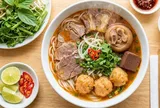 Cách nấu bún bò Huế chuẩn vị, nguyên liệu đơn giản