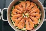 Cách luộc tôm không cần nước, thịt chắc ngọt, lên màu đỏ au