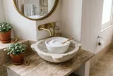 Vì sao nên đặt bát muối trắng trong góc nhà