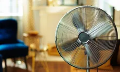 4 vị trí đặt quạt giúp tiết kiệm điện, phòng mát nhanh hơn