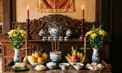 3 thứ không nên đặt trên bàn thờ
