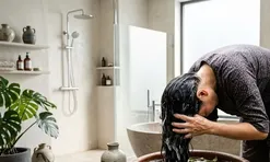 Hay rụng tóc, nhớ điều này khi gội đầu để tóc bớt gãy rụng