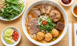 Cách nấu bún bò Huế chuẩn vị, nguyên liệu đơn giản