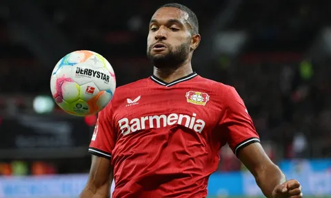 Barca nhận tin tích cực về Jonathan Tah