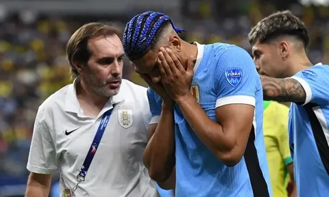 FIFA bồi thường gần 3 triệu euro cho Barca vì Araujo
