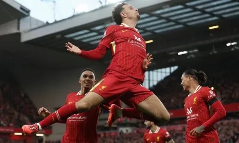 "Ngọc quý" Liverpool bứt phá, một Foden 2.0 với giá 125 triệu bảng
