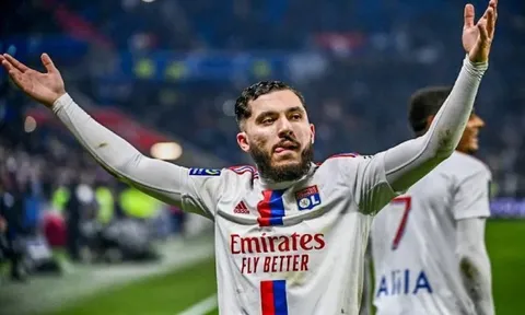 PSG nhảy vào cuộc đua tranh Rayan Cherki với Liverpool, giá tối thiểu 30 triệu euro