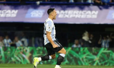 Serie A chứng kiến sự kết hợp giữa Crespo, Batistuta và Aguero