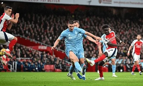 5 điểm nhấn Arsenal 3-0 Nottingham: Áp đảo toàn diện; Thần đồng tỏa sáng