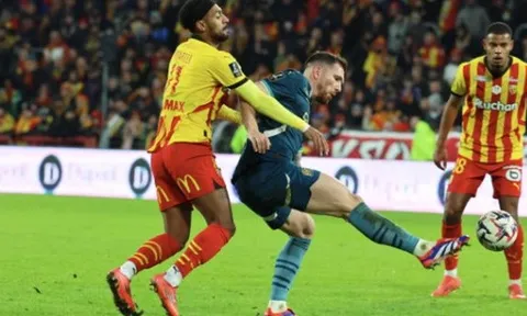 Bước ngoặt tranh cãi đem về 3 điểm cho Marseille