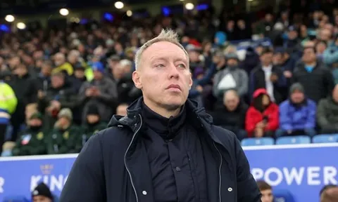 CHÍNH THỨC: Leicester City sa thải Steve Cooper, Lampard - Van Nistelrooy thành ứng viên