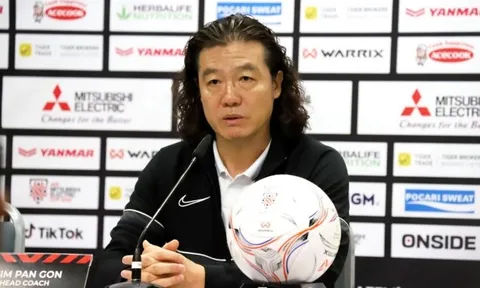 "Tôi sẽ chỉ ăn mừng bùng nổ nếu đạt đến trình độ của HLV Kim Sang-sik"
