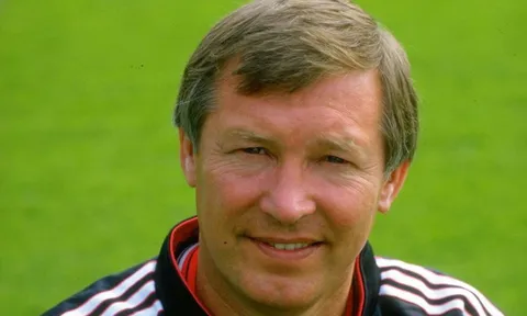 Từ Alex Ferguson đến Erik ten Hag: Nhìn lại trận ra mắt của các HLV Manchester United