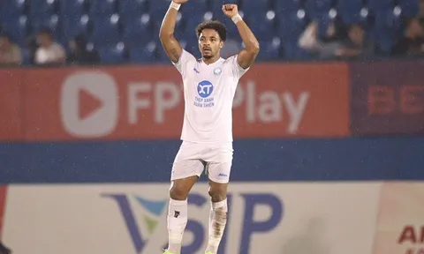 Điểm tin bóng đá Việt Nam 25/11: Nguyễn Xuân Son vẫn còn cơ hội dự AFF Cup, ĐT Việt Nam tăng cường rèn thể lực