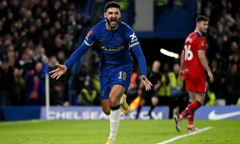 "Kẻ bị lãng quên" của Chelsea có thể gây bất ngờ cho M.U