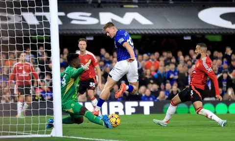 Trận hòa Ipswich cho thấy 2 cầu thủ bật bãi khỏi Man United