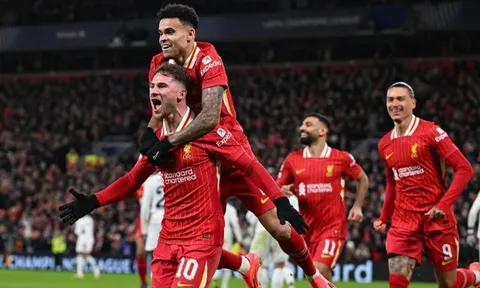 Mac Allister thắp sáng Anfield