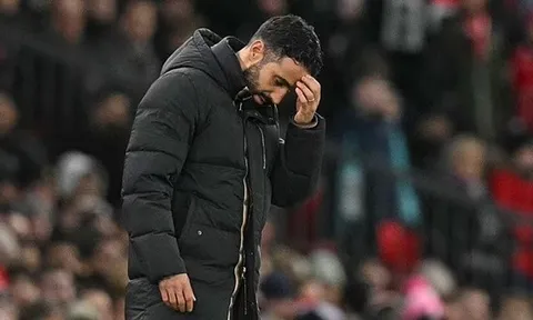 Cựu sao Man Utd nêu lý do sơ đồ 3-4-3 của Amorim chưa thể thành công