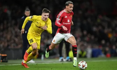 Antony đứng trước ngưỡng cửa cuối cùng tại Manchester United