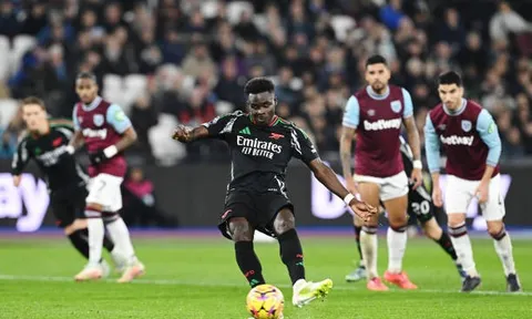 Bukayo Saka và màn trình diễn khiến chuyên gia phải kinh ngạc