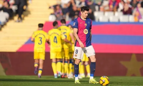 Hansi Flick khởi đầu La Liga không hề tốt hơn Xavi Hernandez