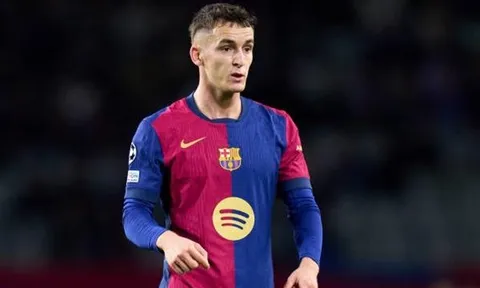 Sự vắng mặt của Casado mang đến rắc rối cho Barca