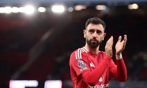 Hình ảnh chấn thương của Bruno Fernandes khiến NHM lo lắng