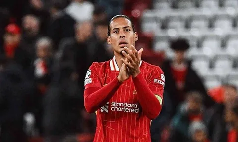 Van Dijk khẳng định Liverpool chưa được phép nghĩ về chức vô địch