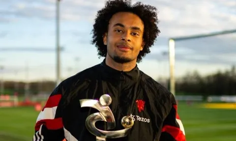 Joshua Zirkzee được vinh danh ở ĐHTB Serie A 2023/2024