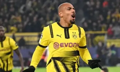 4 CLB Premier League săn đón Donyell Malen