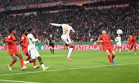 5 điểm nhấn Bayern 0-1 Leverkusen: Tội đồ Manuel Neuer; Người hùng Nathan Tella