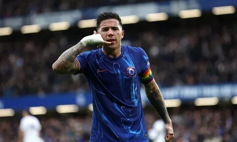 Andy Townsend khen ngợi ngôi sao đã lấy lại sự tự tin của Chelsea