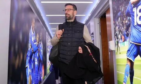 Thắng đậm ngày ra mắt Leicester, Van Nistelrooy nói gì?