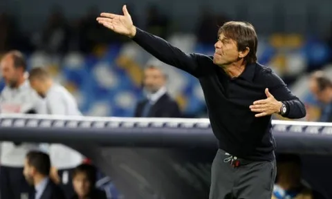 Juve có hối hận khi không bổ nhiệm Conte?