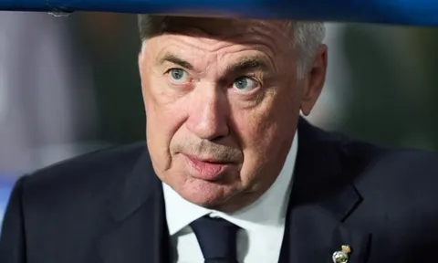 Real Madrid lo ngại Ancelotti không còn kiểm soát được tình hình