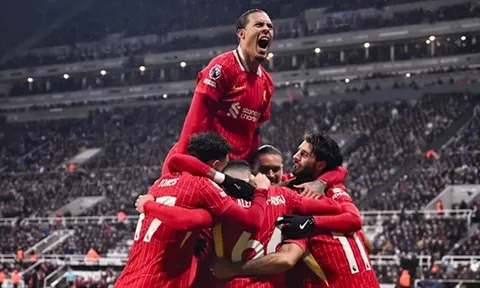 4 quyết định gây tranh cãi ở trận Newcastle 3-3 Liverpool