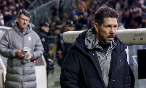 Đá chai nước, Diego Simeone nhận án phạt nghiêm khắc