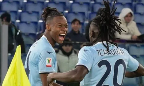 Đè bẹp Napoli, Lazio tiến thẳng vào tứ kết Coppa Italia