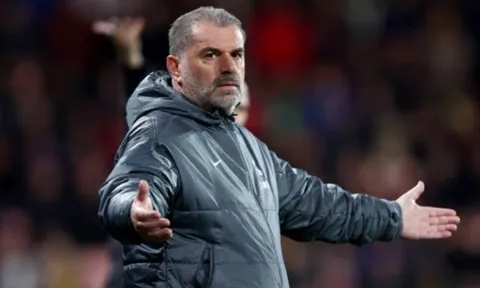 Chủ tịch Tottenham không sa thải HLV Postecoglou