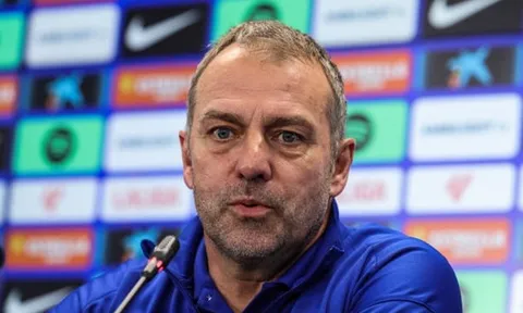 Barca xác nhận thời điểm Araujo trở lại