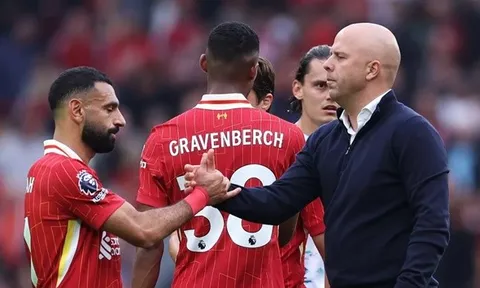 Dấu hỏi Salah; Man City sa sút - Slot buồn vui lẫn lộn tại Liverpool