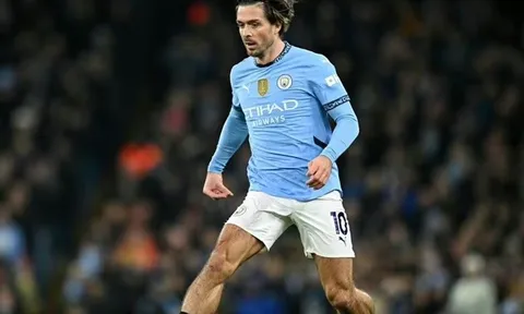 Foden gặp rắc rối khi Guardiola tìm thấy giải pháp mới cho Grealish