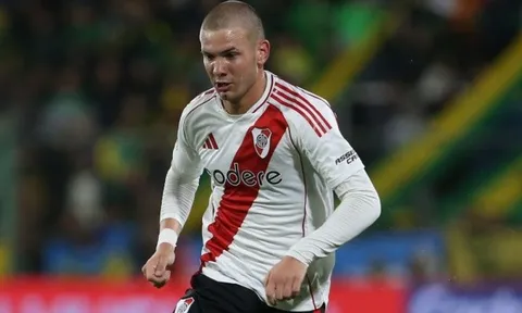 Liverpool săn đón ngọc quý Argentina