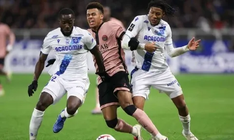 PSG chìm trong thất vọng sau trận hòa Auxerre