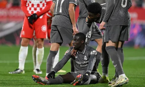 CĐV Real: "Đưa cậu ta đến Ả Rập, cầu thủ tệ nhất tôi từng thấy"