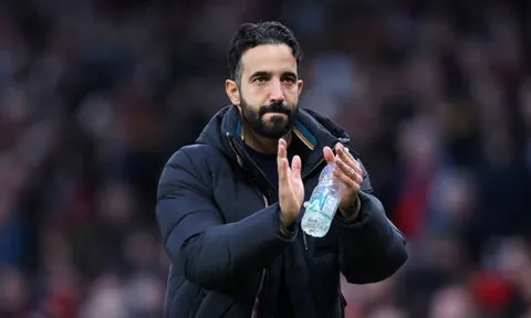 Owen Hargreaves đã sai, Amorim cần gì phải hối hận?