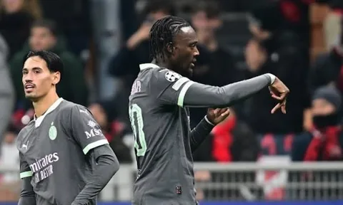 AC Milan đánh bại Sao Đỏ Belgrade nhờ bàn thắng phút cuối của Abraham